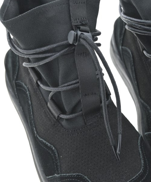 Suicoke รองเท้าผ้าใบ