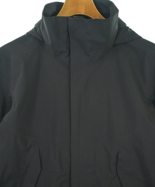 ARC'TERYX VEILANCE เสื้อโค้ท อื่น