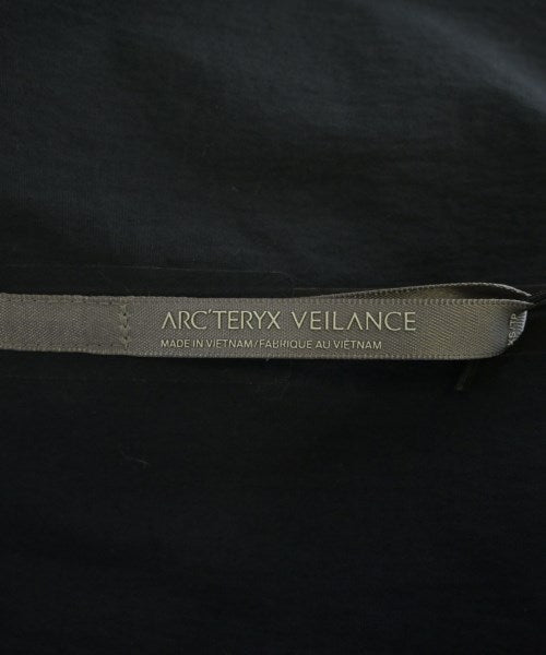 ARC'TERYX VEILANCE แจ็คเก็ตลำลอง