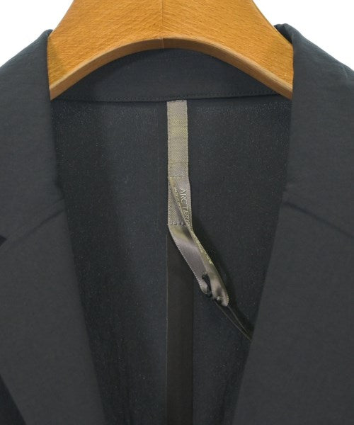 ARC'TERYX VEILANCE แจ็คเก็ตลำลอง