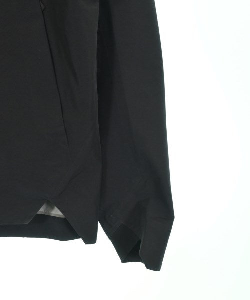 ARC'TERYX VEILANCE เสื้อพาร์กาภูเขา