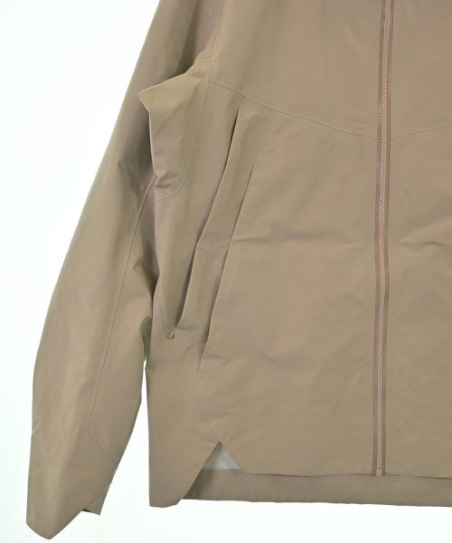 ARC'TERYX VEILANCE เสื้อพาร์กาภูเขา