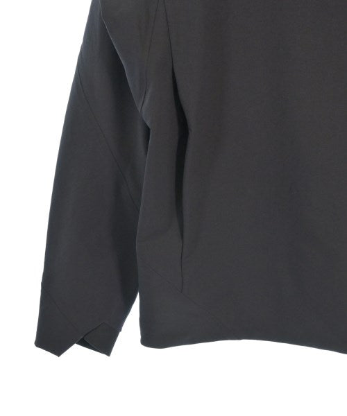 ARC'TERYX VEILANCE เสื้อพาร์กาภูเขา