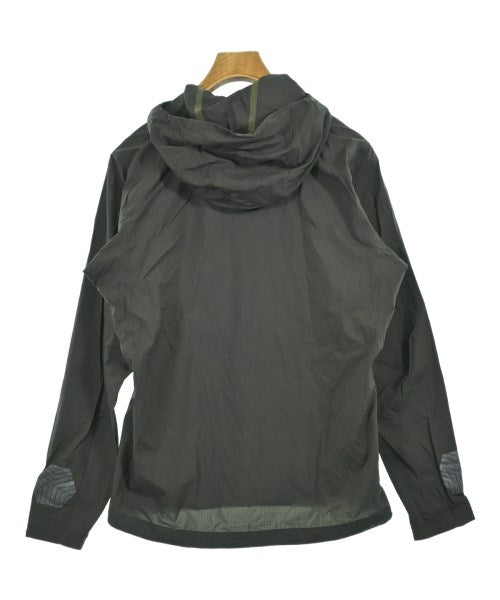 ARC'TERYX VEILANCE แจ็คเก็ตเบลาส์ อื่น