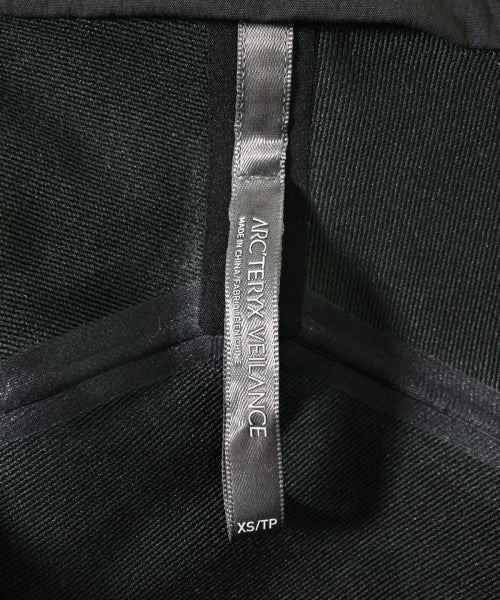 ARC'TERYX VEILANCE แจ็คเก็ตเบลาส์ อื่น