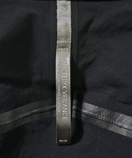ARC'TERYX VEILANCE แจ็คเก็ตเบลาส์ อื่น