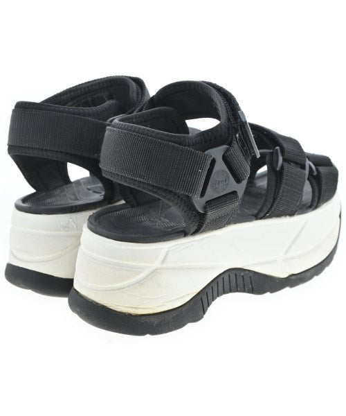 SHAKA รองเท้าแตะ