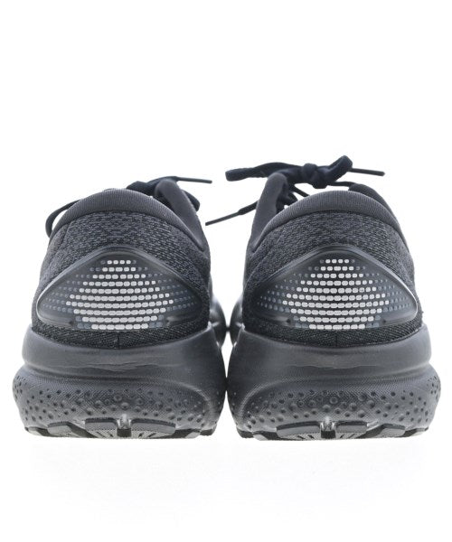 BROOKS รองเท้าผ้าใบ