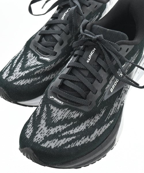 BROOKS รองเท้าผ้าใบ