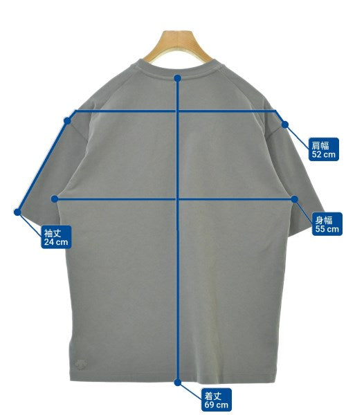 DESCENTE เสื้อยืด/เสื้อท็อปส์