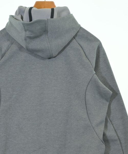 DESCENTE เสื้อฮู้ด
