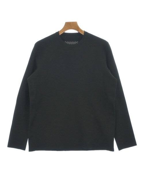 DESCENTE เสื้อกันหนาว