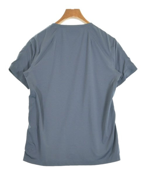 DESCENTE เสื้อยืด/เสื้อท็อปส์