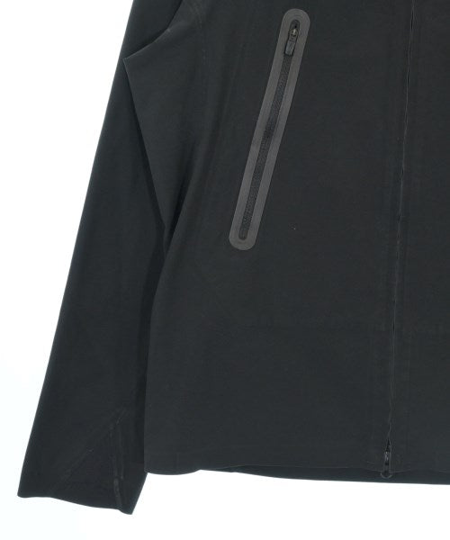 DESCENTE เสื้อพาร์กาภูเขา