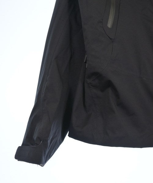 DESCENTE เสื้อพาร์กาภูเขา