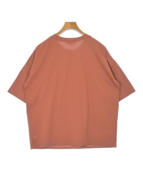 DESCENTE เสื้อยืด/เสื้อท็อปส์