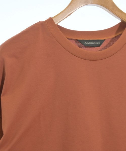 DESCENTE เสื้อยืด/เสื้อท็อปส์