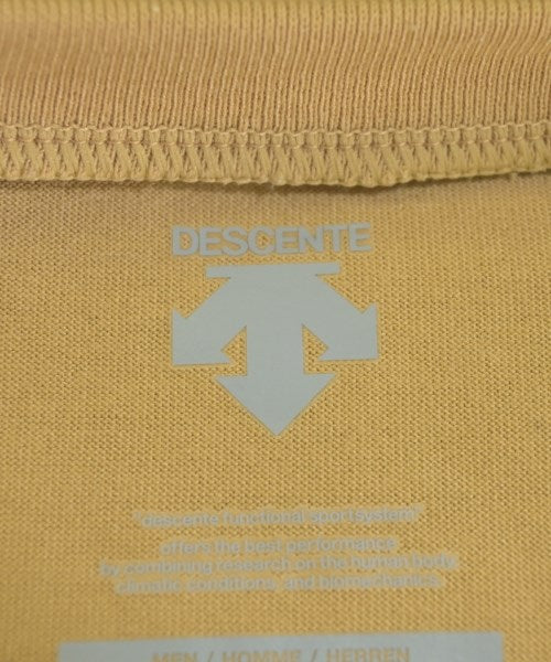 DESCENTE เสื้อยืด/เสื้อท็อปส์