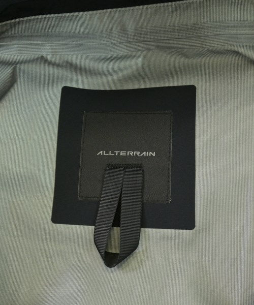 DESCENTE เสื้อพาร์กาภูเขา