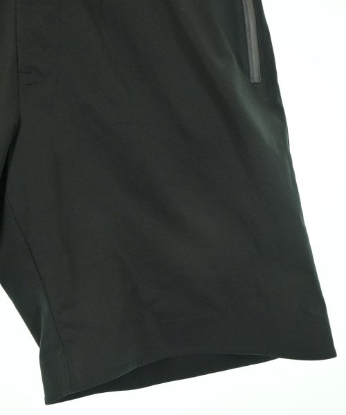 DESCENTE กางเกงขาสั้น