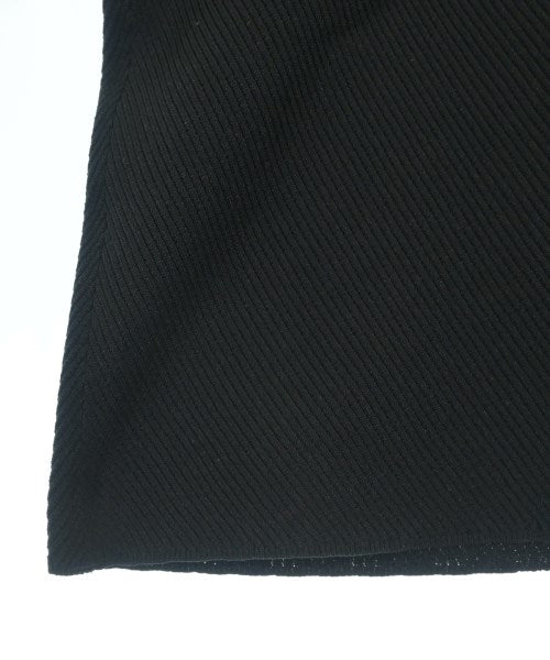 DESCENTE เสื้อกันหนาว