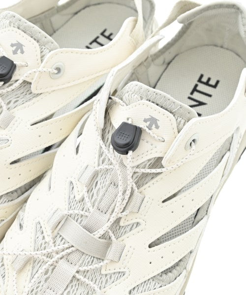 DESCENTE รองเท้า อื่น