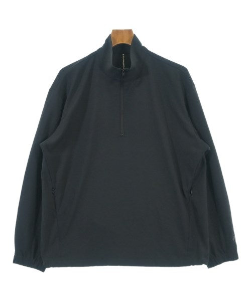 DESCENTE เสื้อยืด/เสื้อท็อปส์