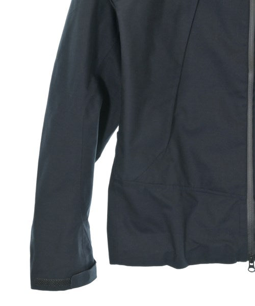 DESCENTE เสื้อพาร์กาภูเขา