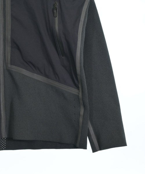 DESCENTE แจ็คเก็ตเบลาส์ อื่น