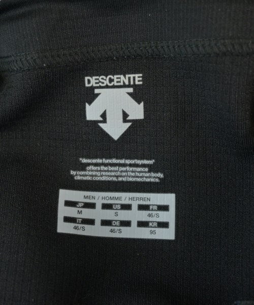 DESCENTE เสื้อยืด/เสื้อท็อปส์