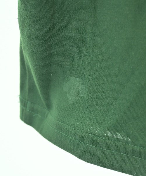 DESCENTE เสื้อยืด/เสื้อท็อปส์