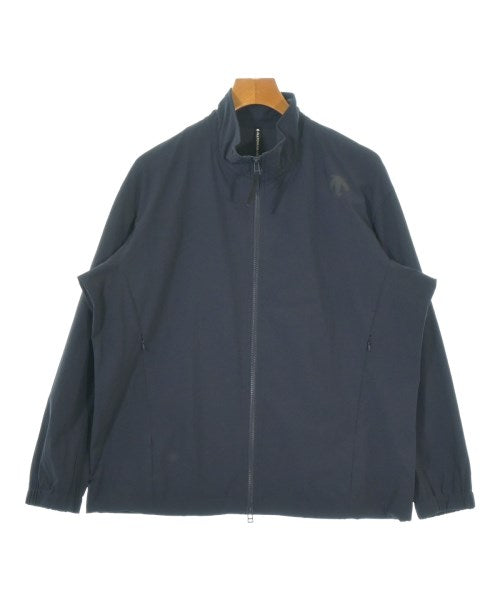 DESCENTE ชุดสูทแบบครบเซต (อื่นๆ)