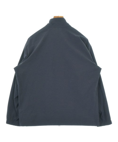 DESCENTE ชุดสูทแบบครบเซต (อื่นๆ)