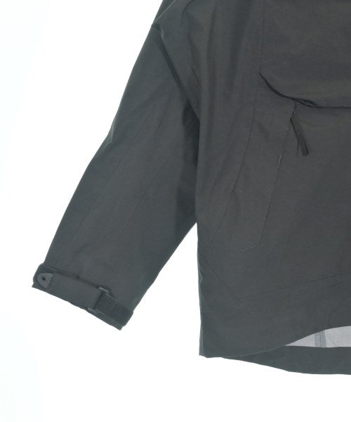 DESCENTE เสื้อพาร์กาภูเขา