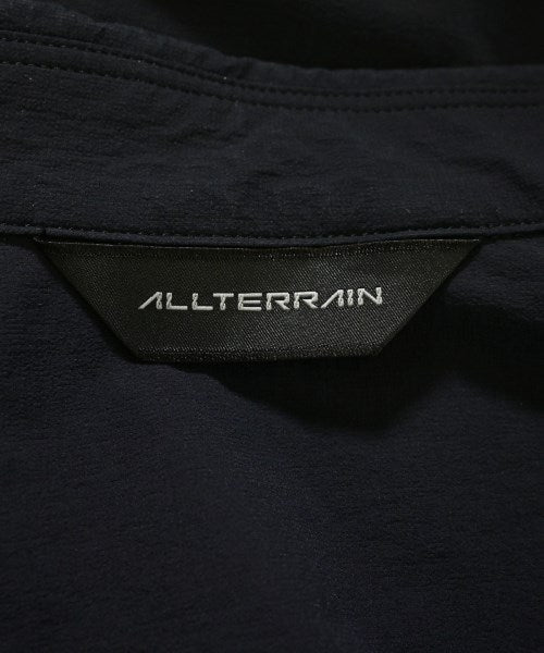 DESCENTE เสื้อลำลอง