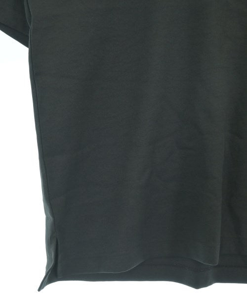 DESCENTE เสื้อยืด/เสื้อท็อปส์