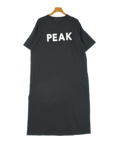 snow peak ชุดเดรส