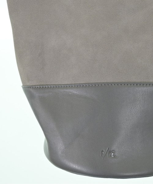 F/CE. กระเป๋าถือขนาดใหญ่