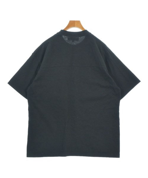 F/CE. เสื้อยืด/เสื้อท็อปส์