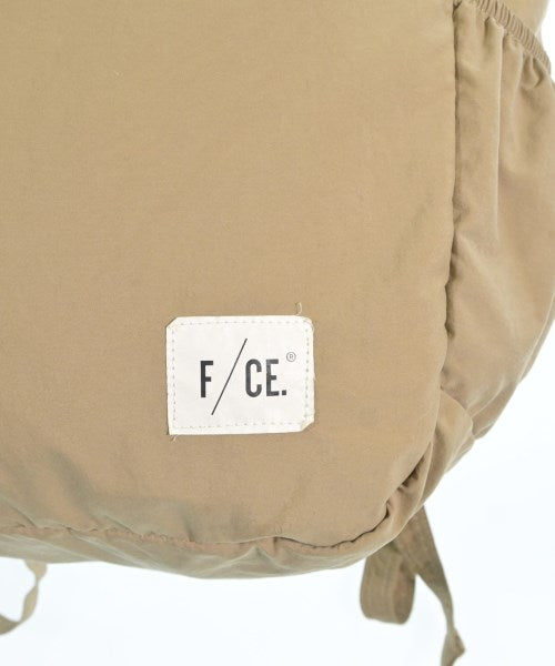 F/CE. เป้สะพายหลัง