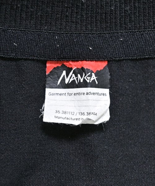 NANGA เสื้อยืด/เสื้อท็อปส์