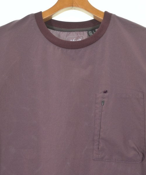 NANGA เสื้อยืด/เสื้อท็อปส์