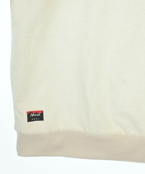 NANGA เสื้อยืด/เสื้อท็อปส์