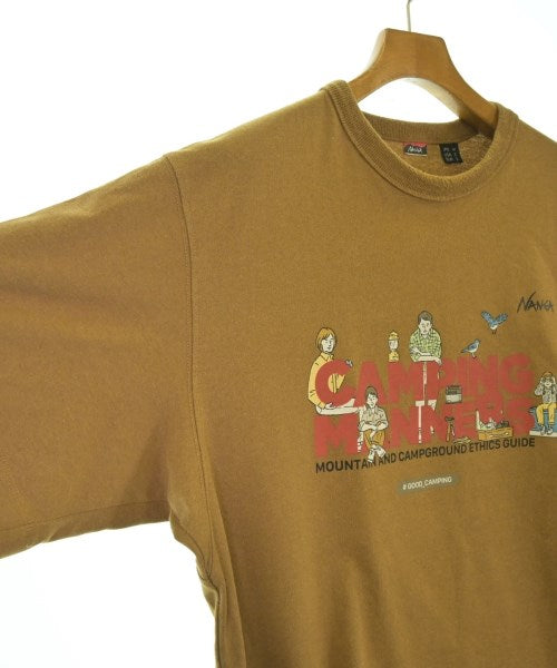 NANGA เสื้อยืด/เสื้อท็อปส์