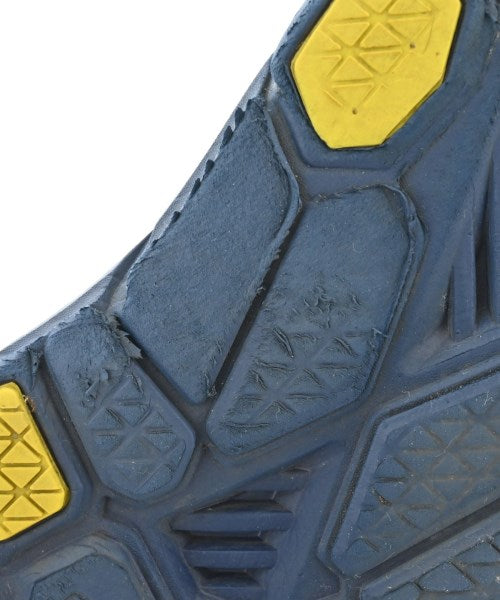 HOKA ONE ONE รองเท้าผ้าใบ