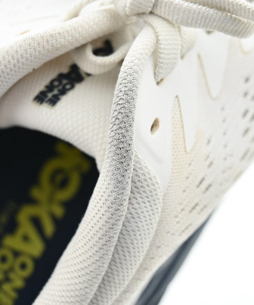 HOKA ONE ONE รองเท้าผ้าใบ