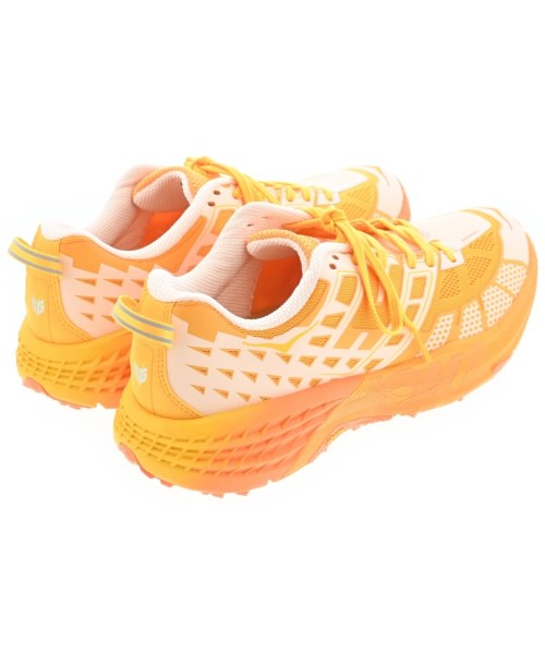 HOKA ONE ONE รองเท้าผ้าใบ