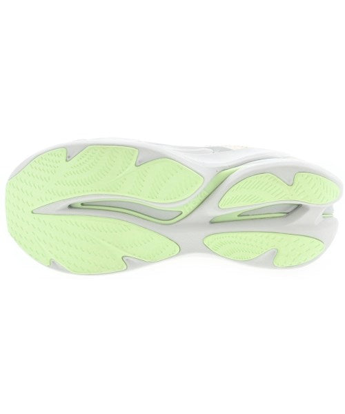 HOKA ONE ONE รองเท้าผ้าใบ