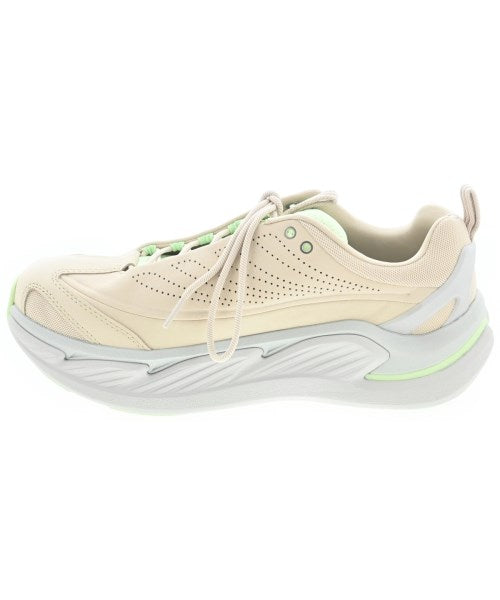 HOKA ONE ONE รองเท้าผ้าใบ