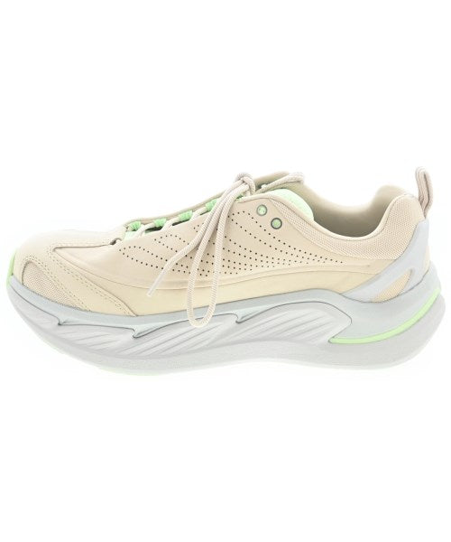 HOKA ONE ONE รองเท้าผ้าใบ